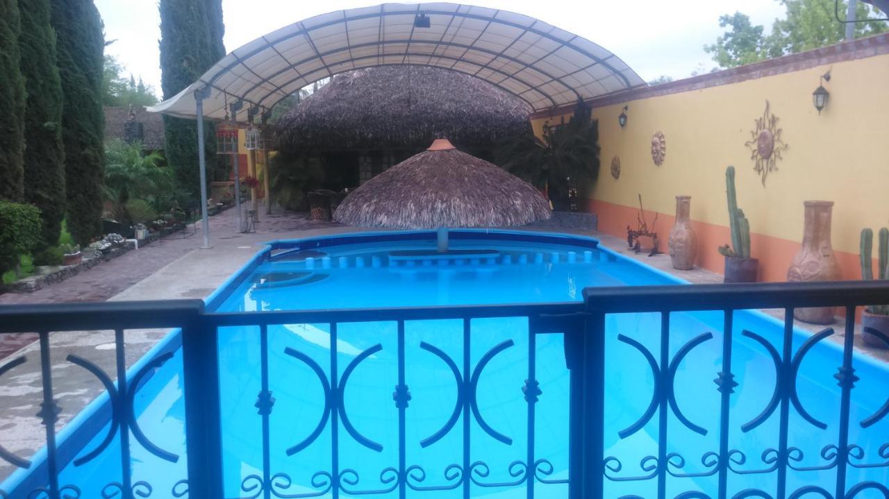 Hotel La Estancia Río Verde Exteriör bild