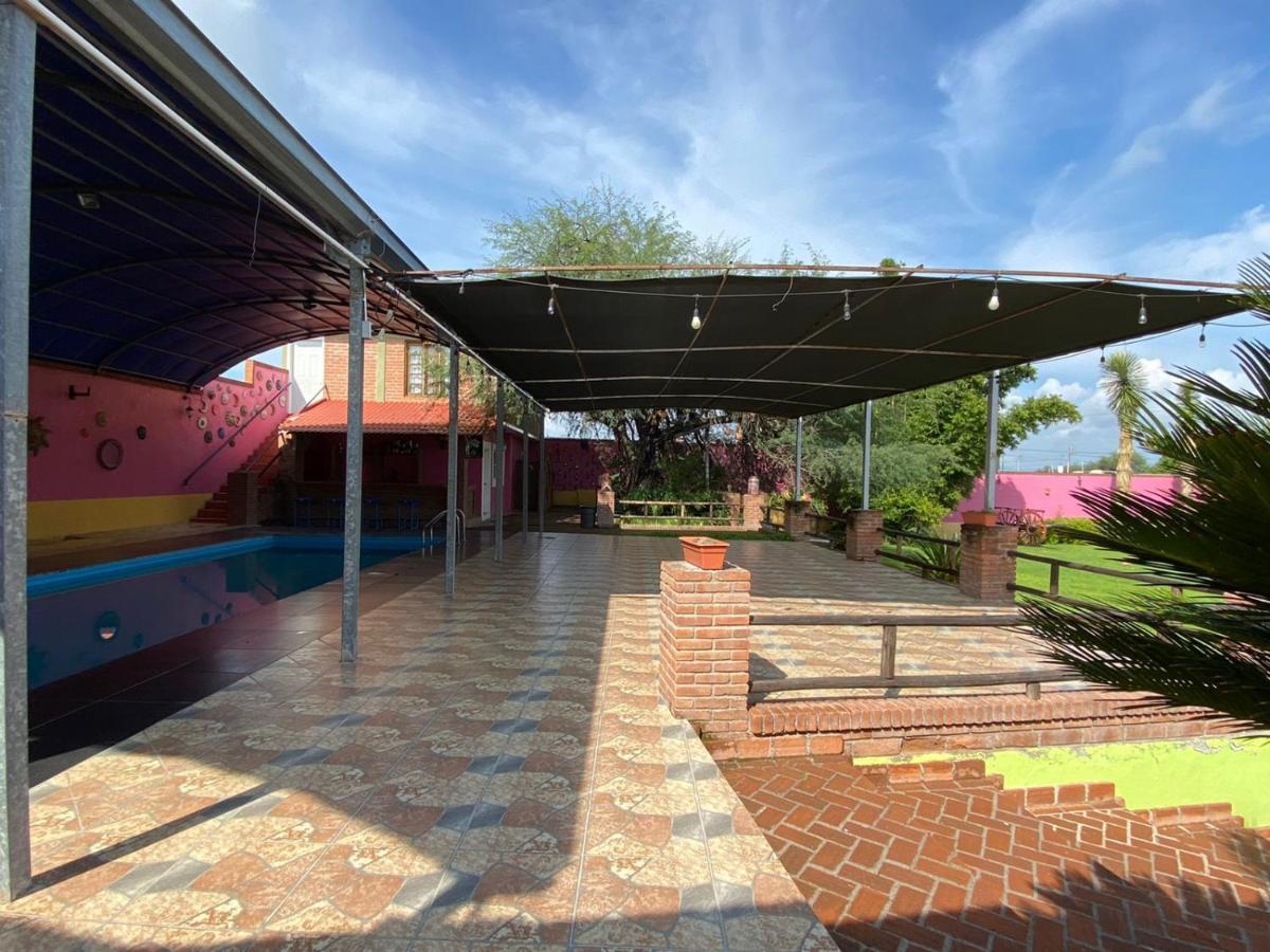 Hotel La Estancia Río Verde Exteriör bild